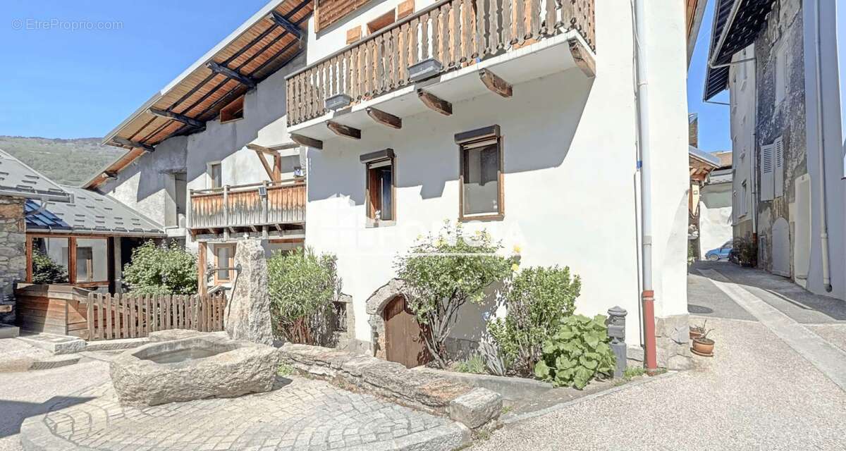 Maison à AIGUEBLANCHE