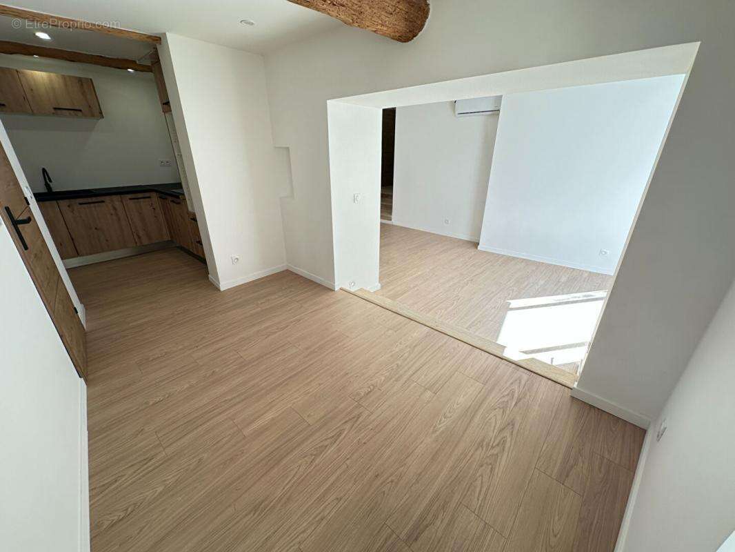 Appartement à SALON-DE-PROVENCE