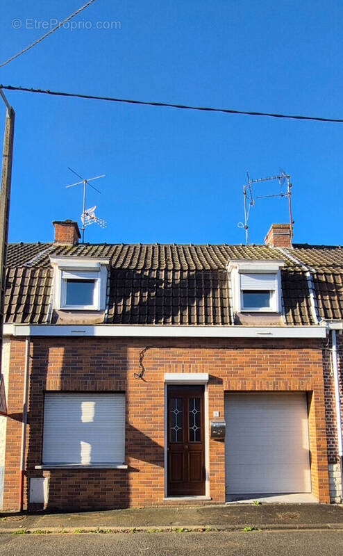 Maison à SAINT-JANS-CAPPEL