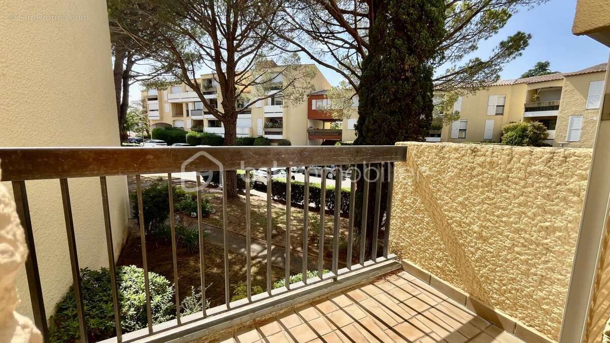 Appartement T3 sur les hauteurs de Cassis Résidence avec piscine - - photo 11