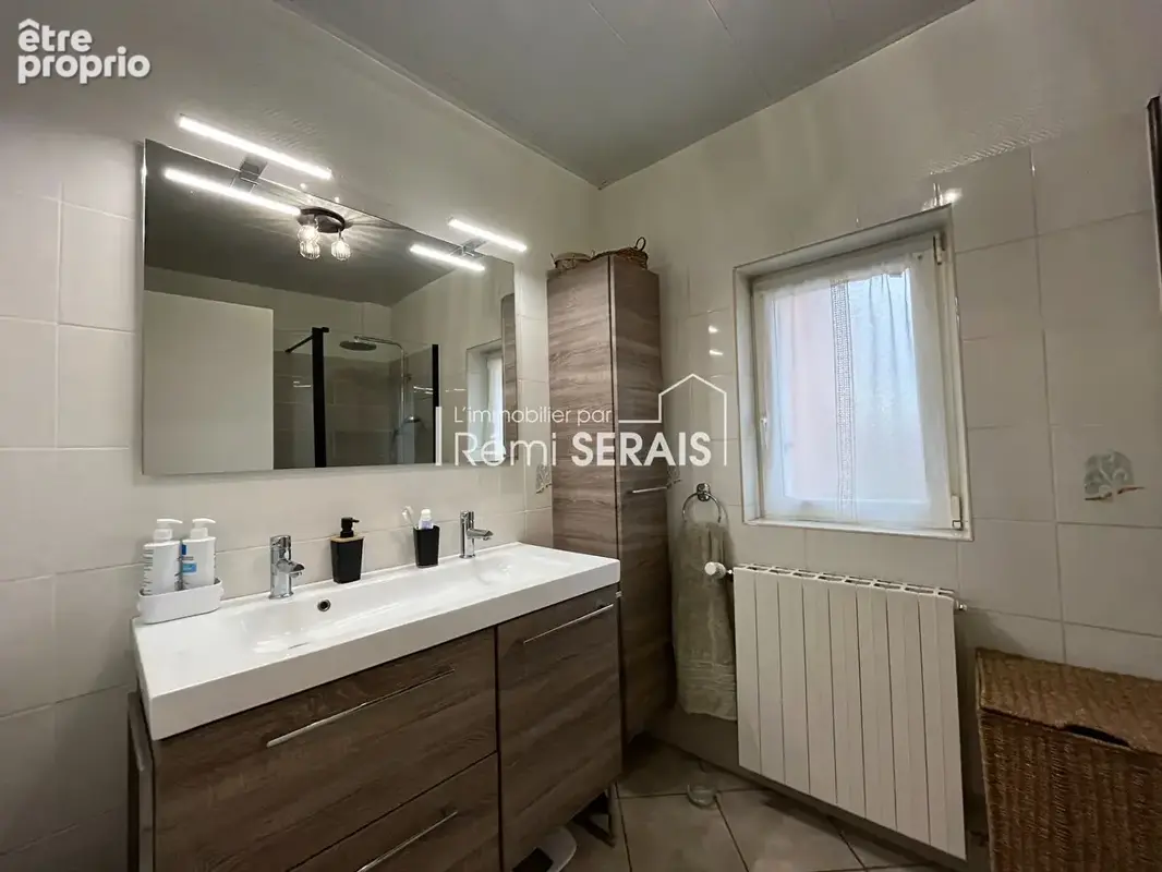 Domfront-en-Poiraie : Ensemble immobilier de deux maisons - photo 6
