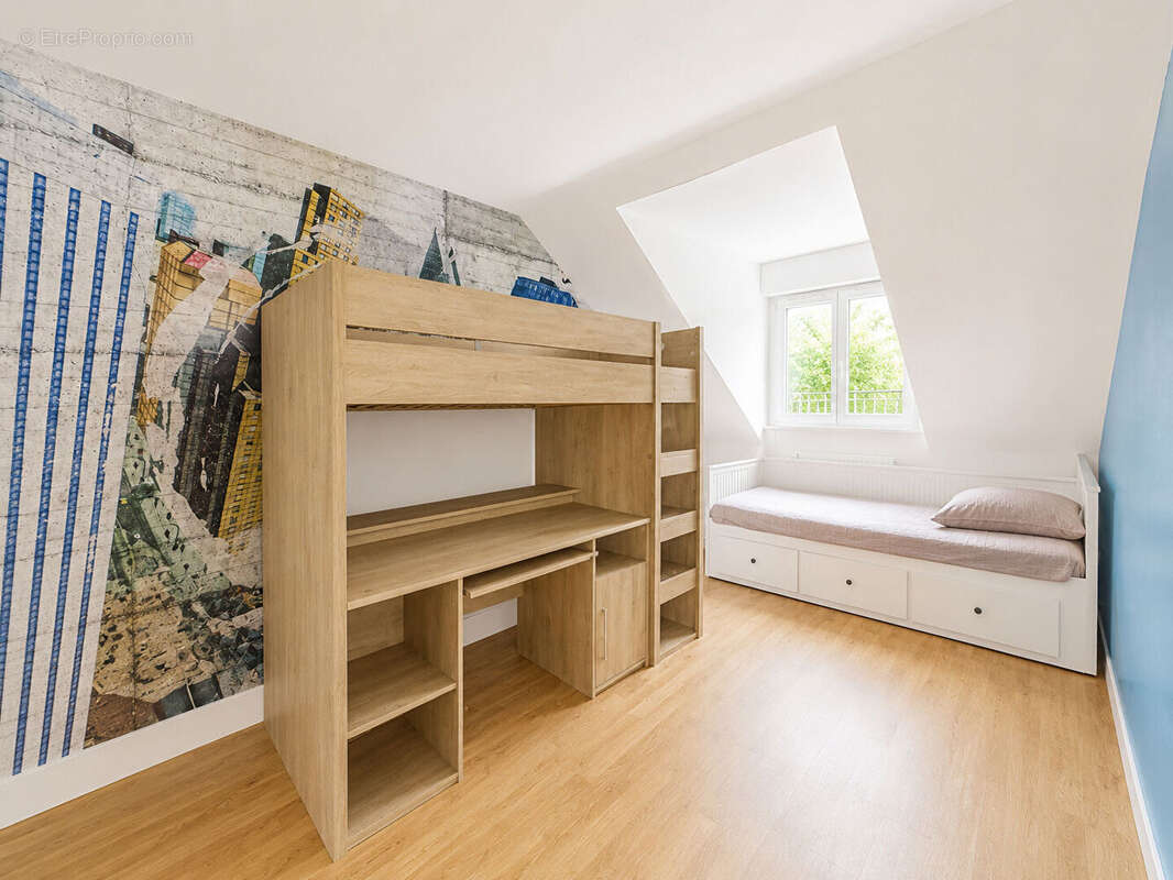 Maison à VIGNEUX-SUR-SEINE
