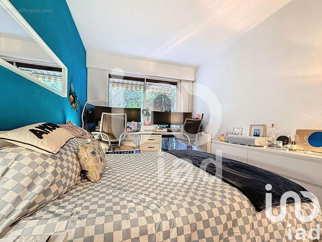 Photo 7 - Appartement à LE MESNIL-LE-ROI