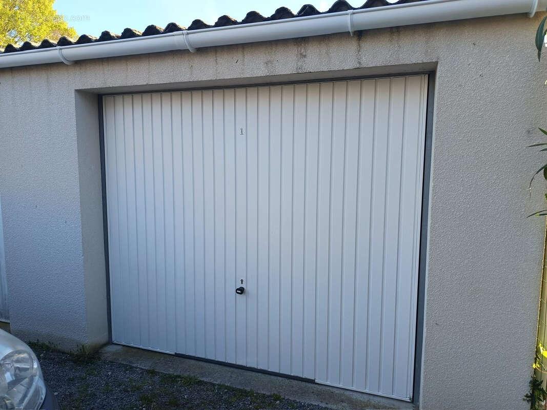 Maison à PRIGNAC-ET-MARCAMPS