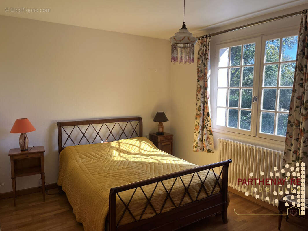 Le salon - Maison à PARTHENAY