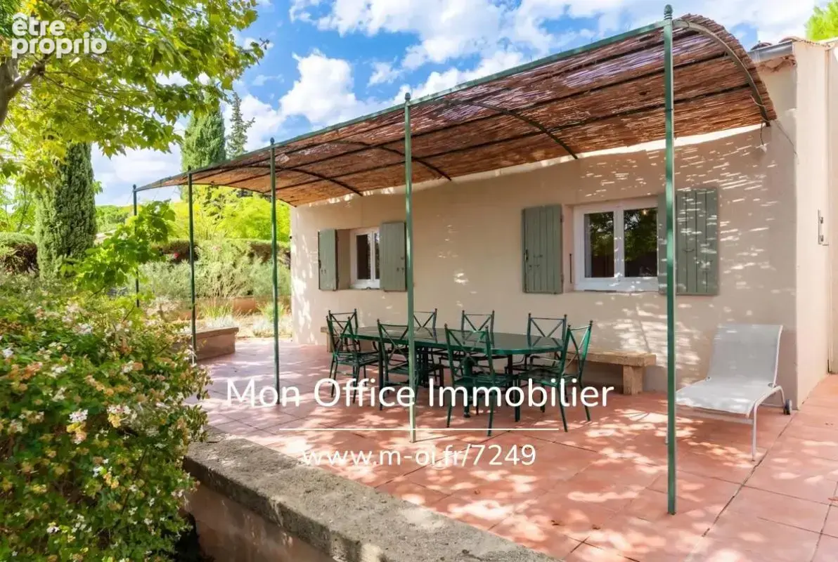 Référence : 7249-NGU. - Maison 8 pièces - 5 chambres - Bureau - Calme - centre-ville à vélo - photo 6