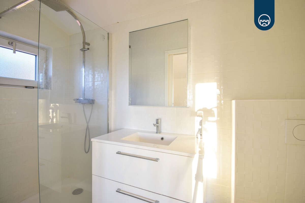 Maison à SAINT-ANDRE-DE-LA-ROCHE