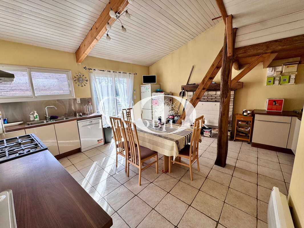 Maison à LEGE