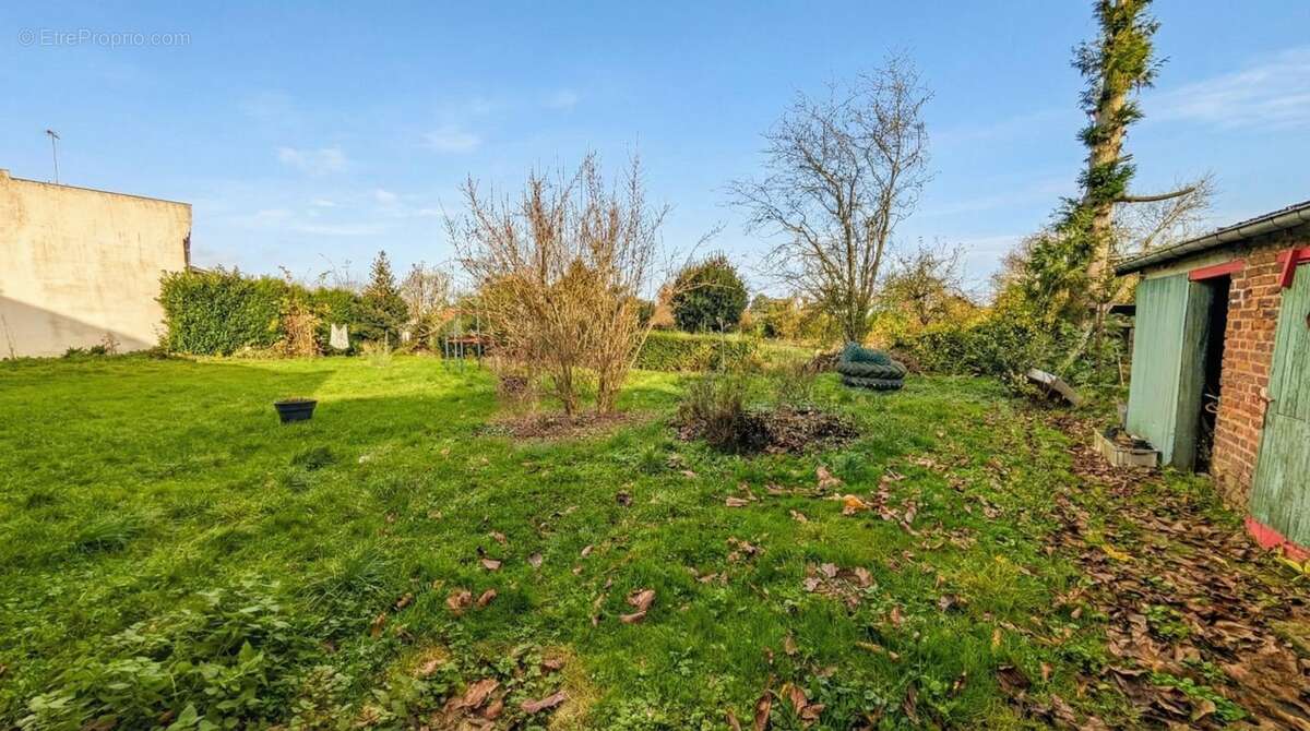 Maison à GOUZEAUCOURT