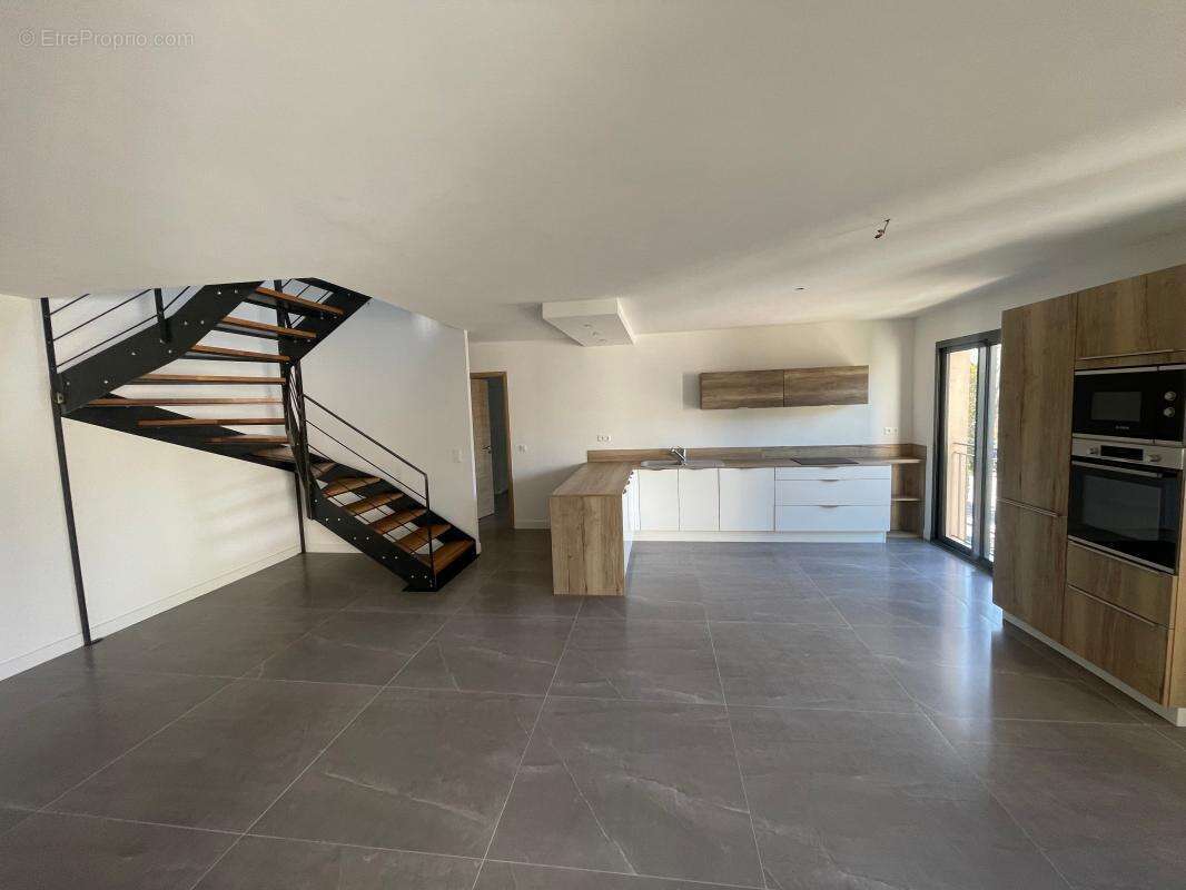 Appartement à SANARY-SUR-MER