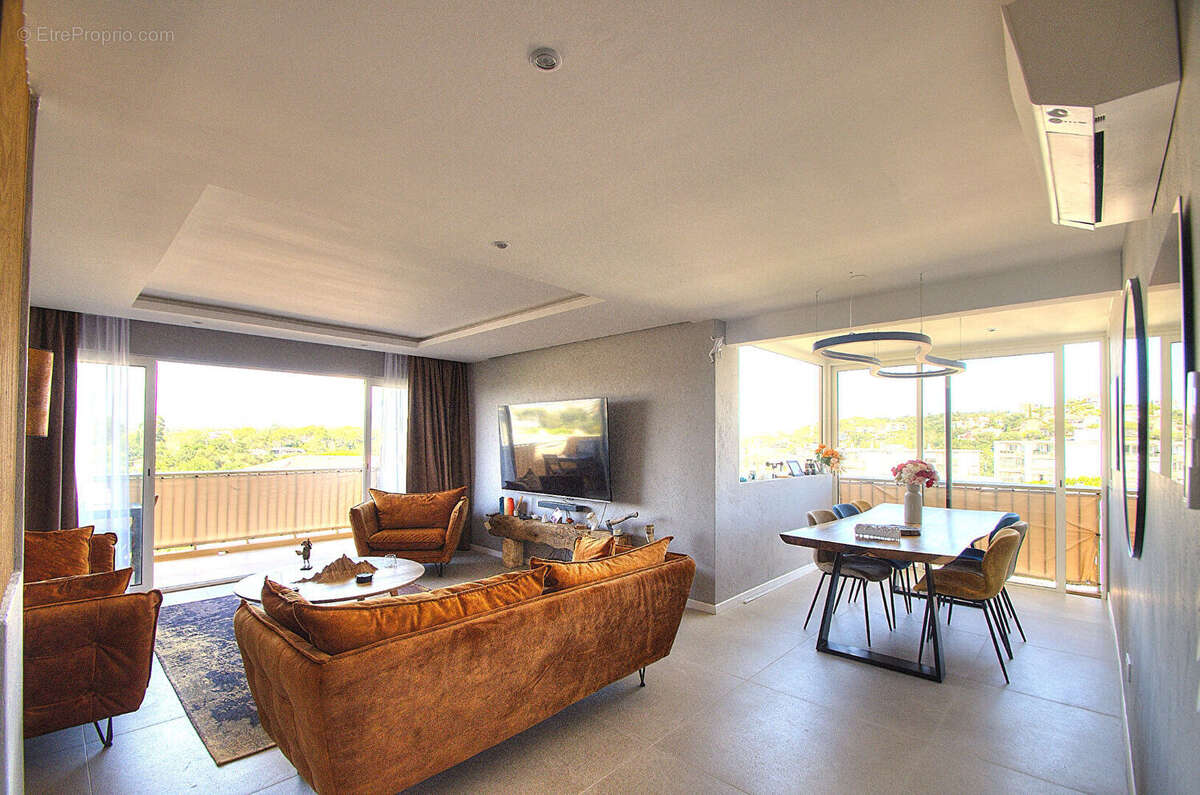 Appartement à SAINT-RAPHAEL