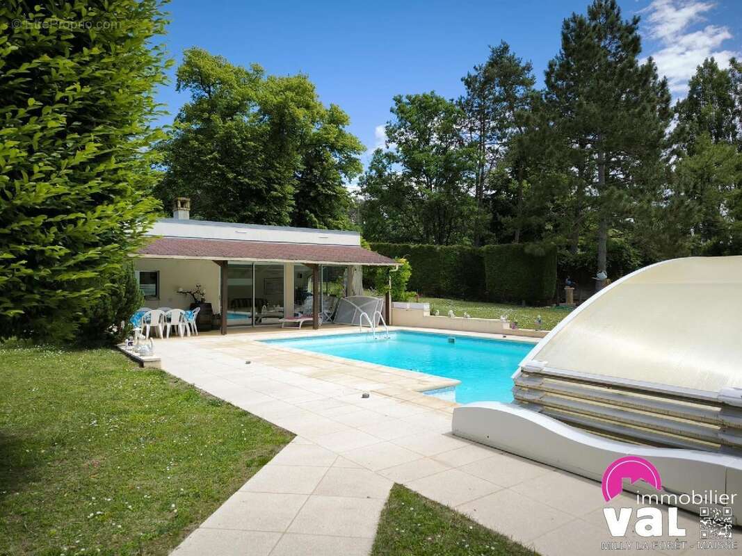 Maison 203 m² à Milly-La-Foret  - photo 11