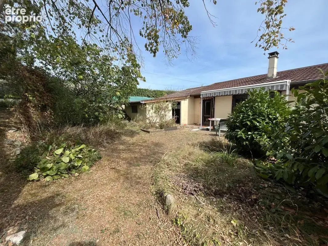 Maison familiale 4 chambres à CHARVIEU-CHAVAGNEUX (38230) - photo 2