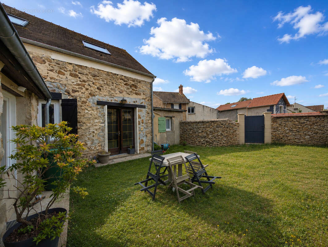 Maison à NANDY