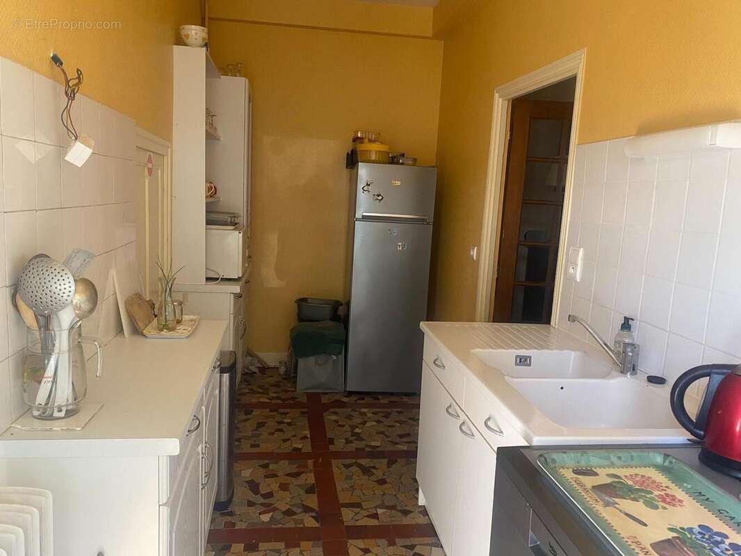 Maison 282 m² à Menet  - photo 4