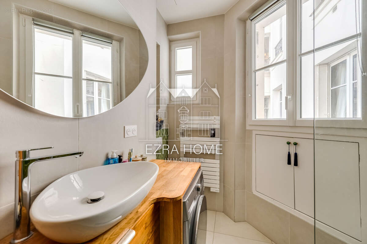 Appartement à PARIS-4E
