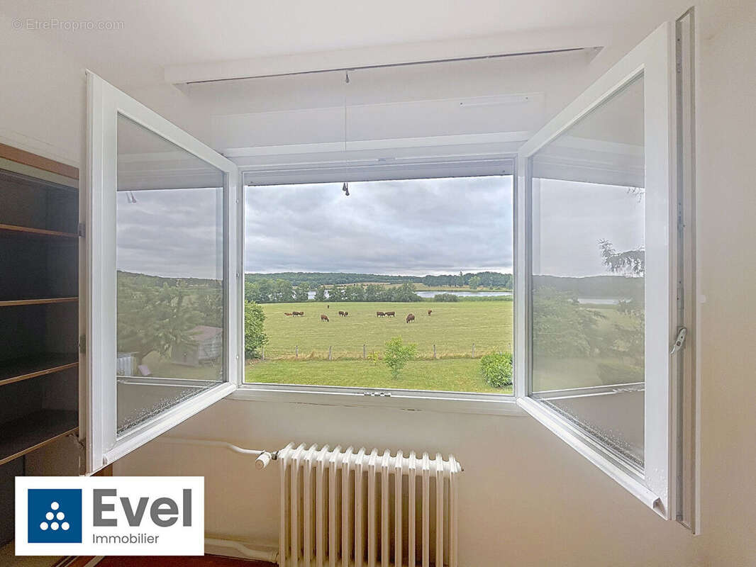 Maison à RECHICOURT-LE-CHATEAU