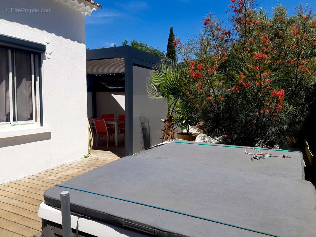 Maison à HYERES