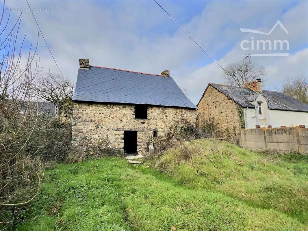 Maison à SAINT-SEGLIN