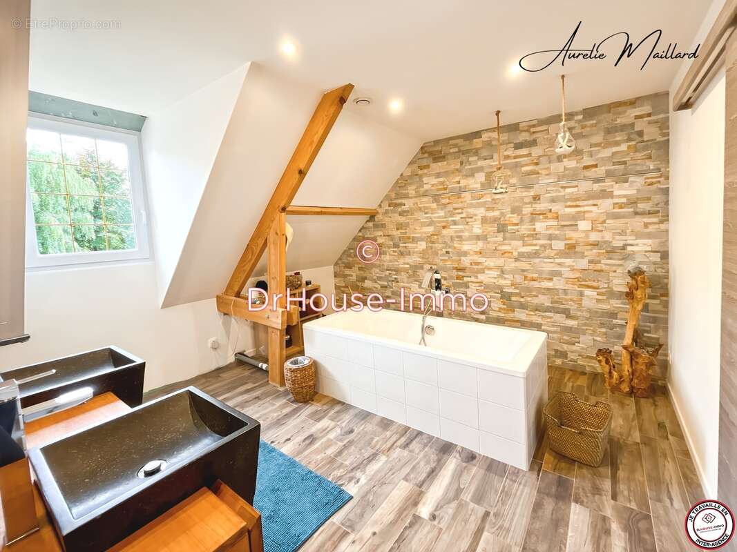 Maison à BRETTEVILLE-SUR-LAIZE