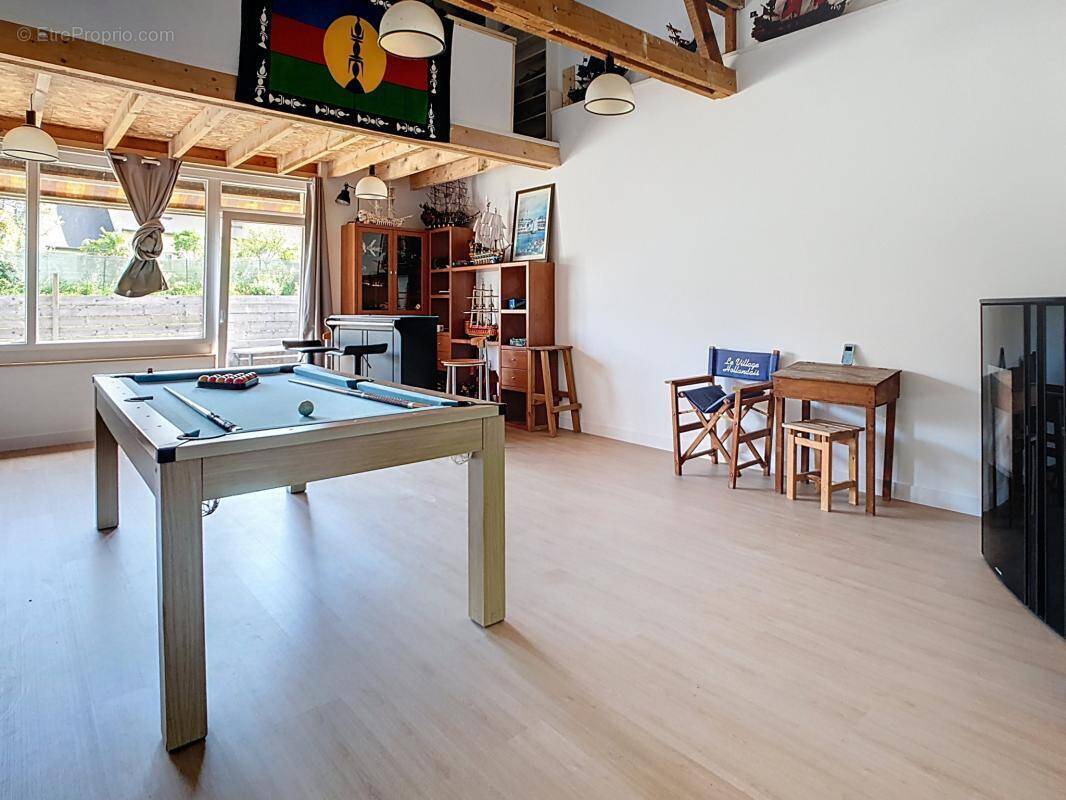 Maison à MINIAC-SOUS-BECHEREL