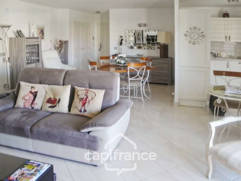 Appartement à HYERES