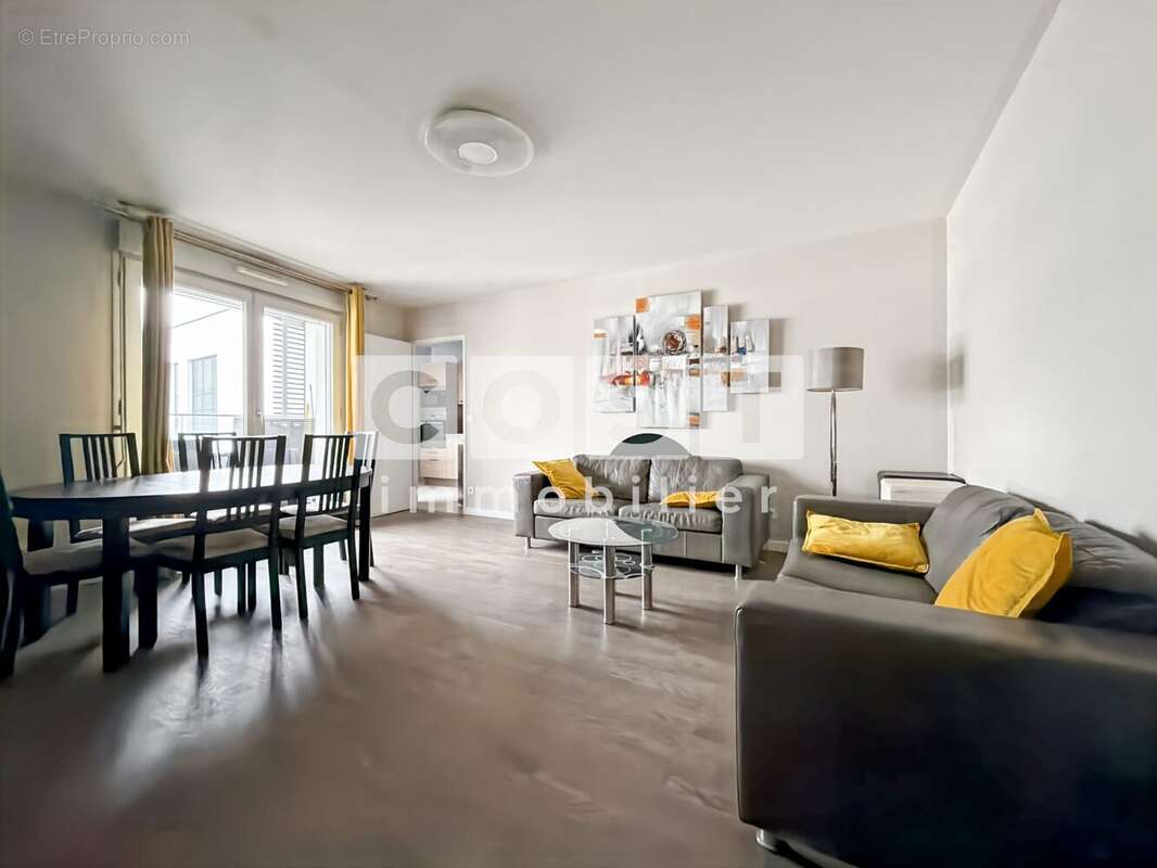 Appartement à GENNEVILLIERS