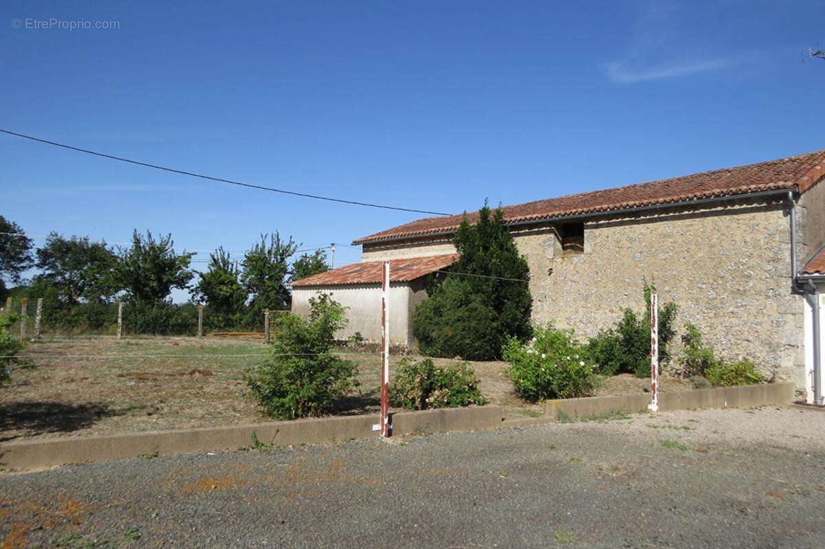 Maison à L'ABSIE