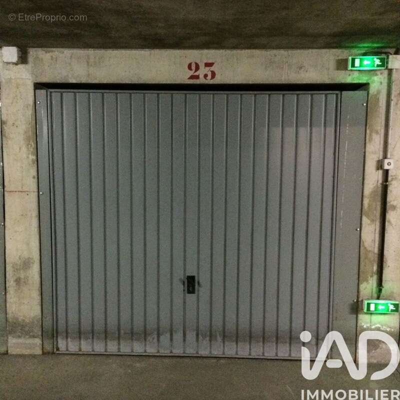Photo 2 - Parking à LYON-3E
