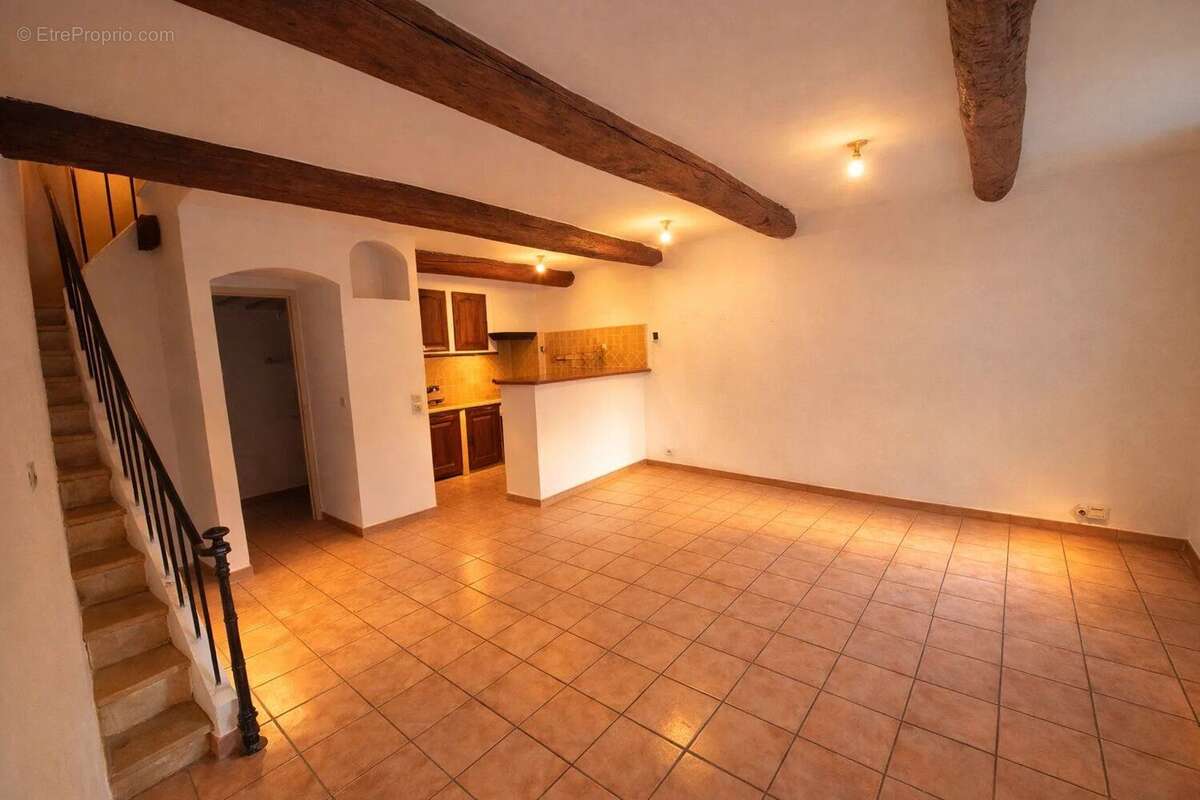 Maison à GONFARON