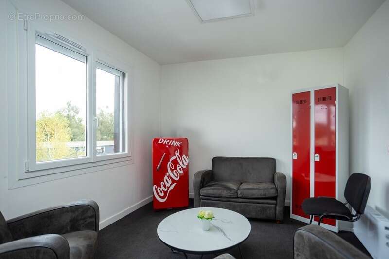 Commerce à PARAY-LE-MONIAL