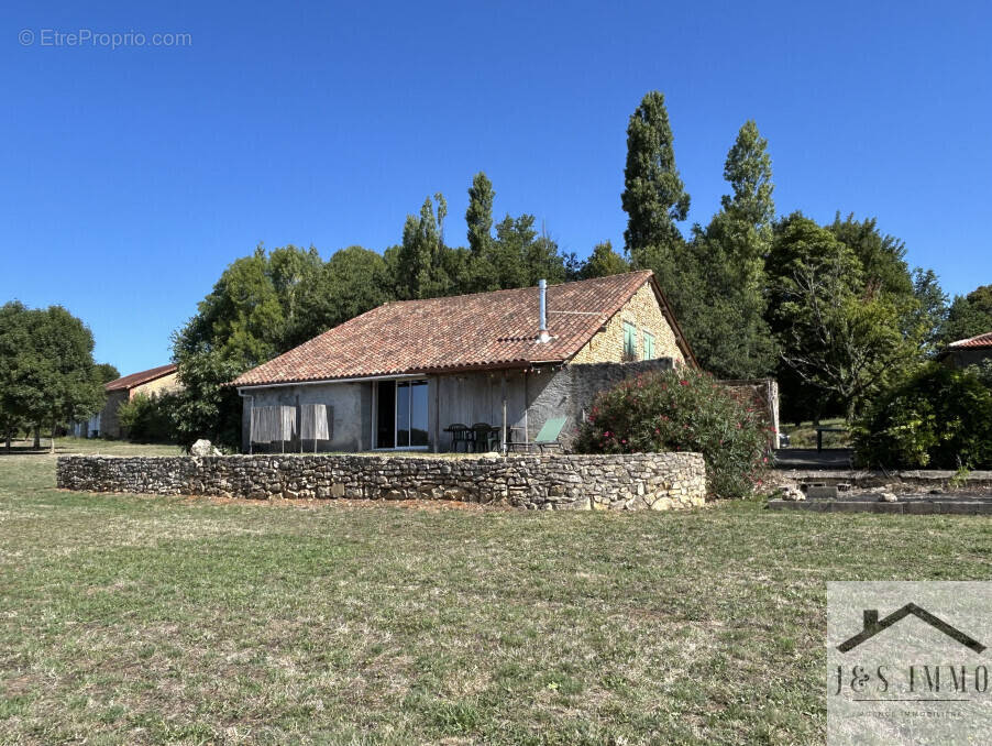 Maison à SAINT-CLAUD
