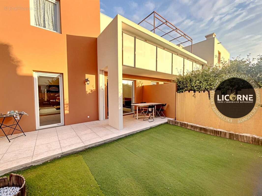 Appartement à LA VALETTE-DU-VAR