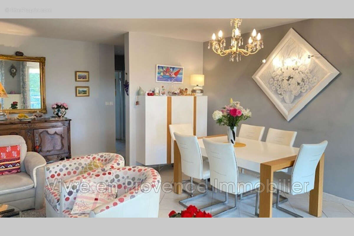 Appartement à LE PONTET