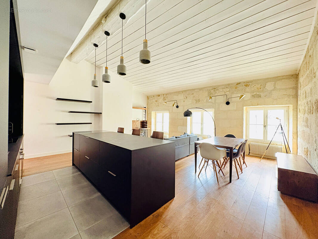 Appartement à BORDEAUX