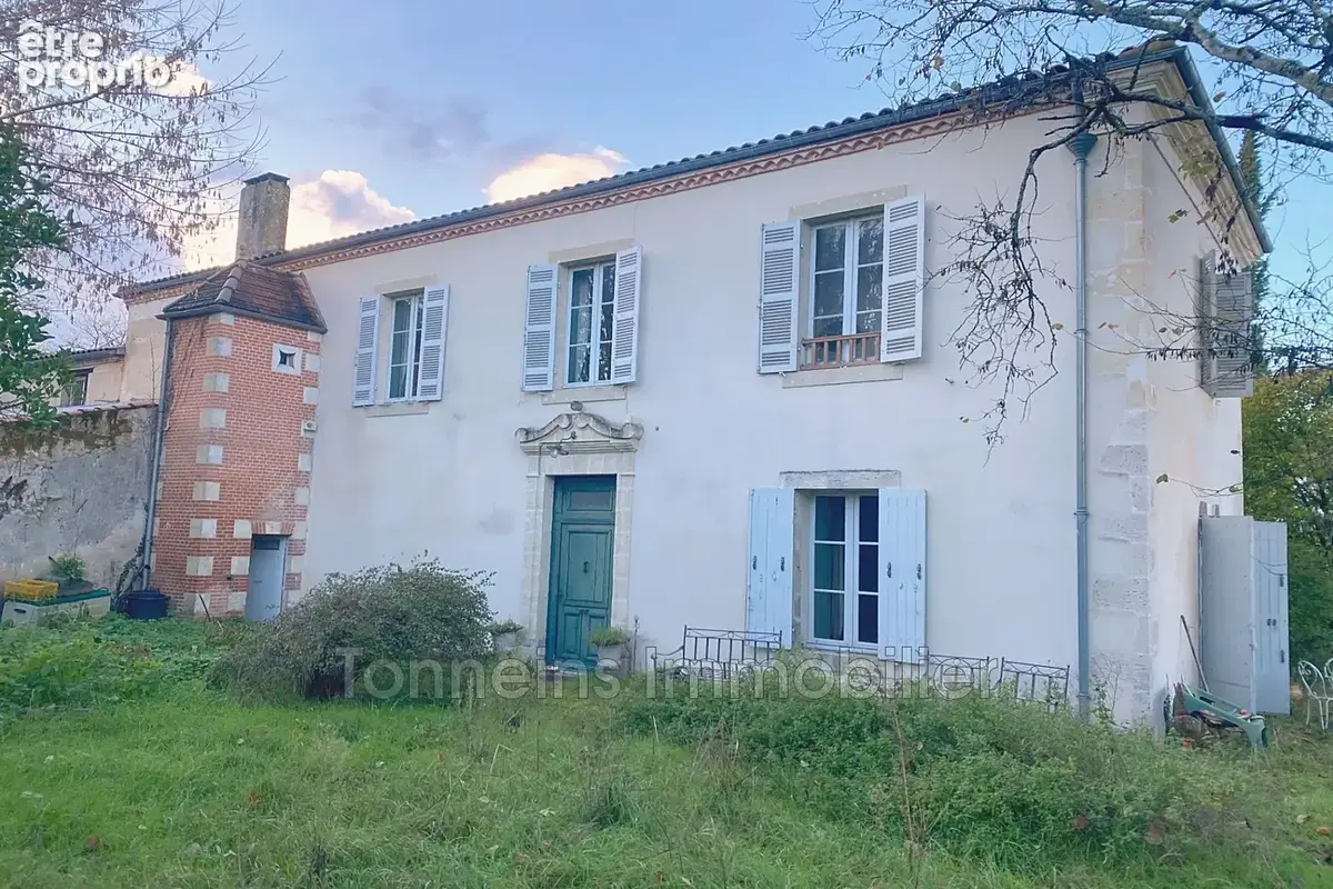 Maison 6 pièces 236 m² à vendre à Villefranche-Du-Queyran (47160) - photo 1