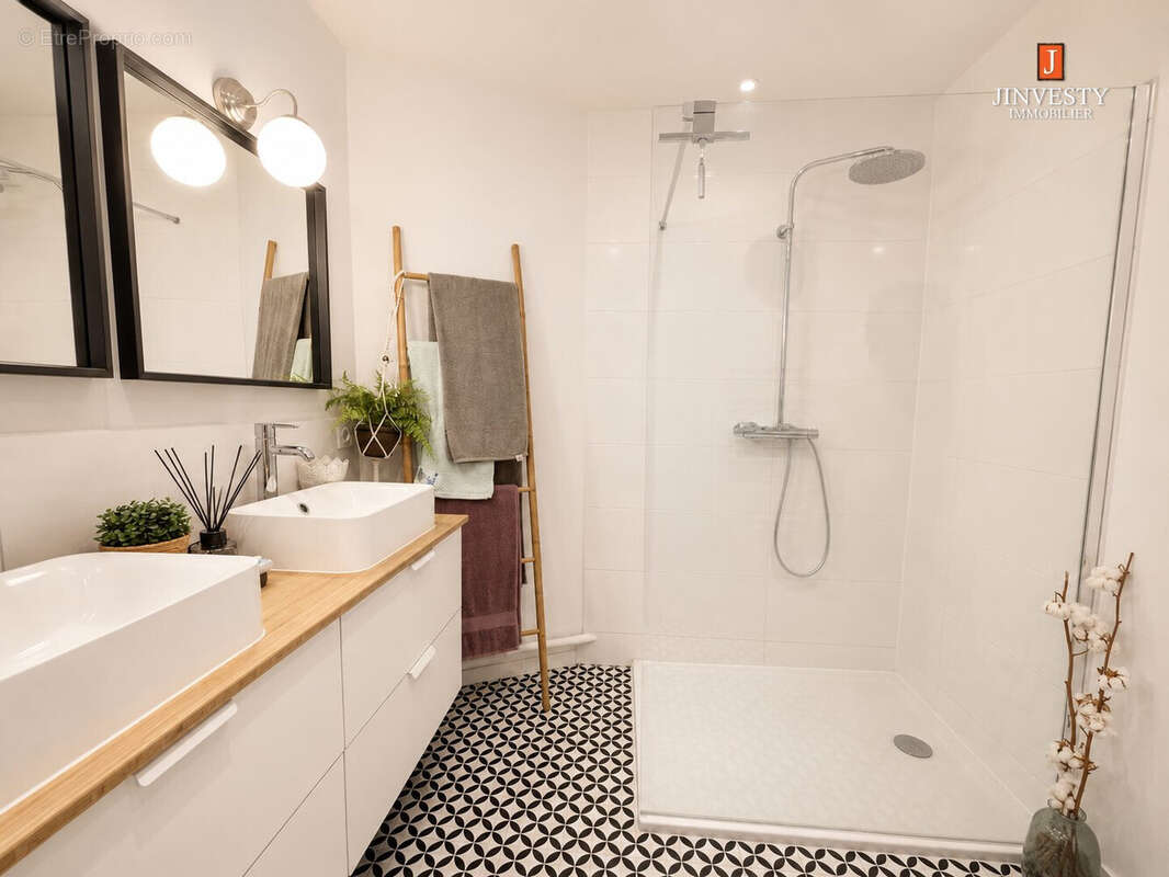 Appartement 68 m² à Lorient  - photo 5