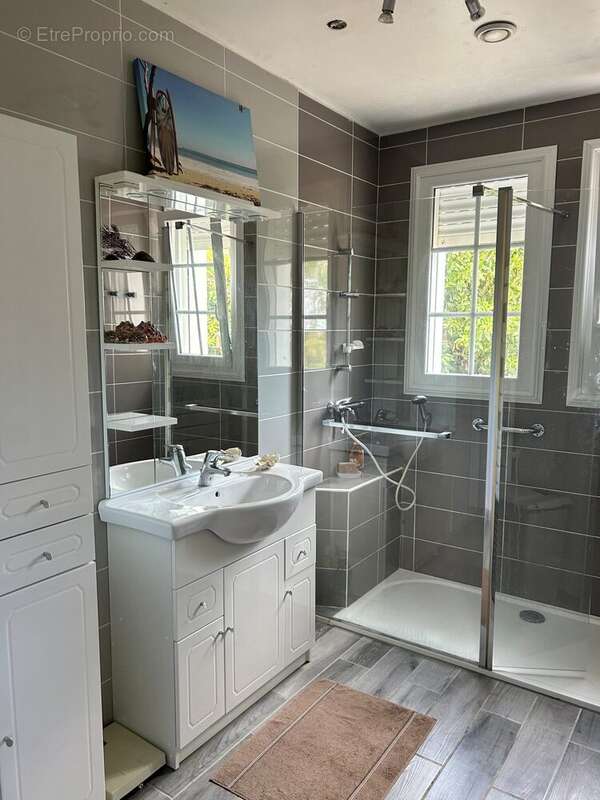 Maison 100 m² à Beauvoir-Sur-Mer  - photo 5
