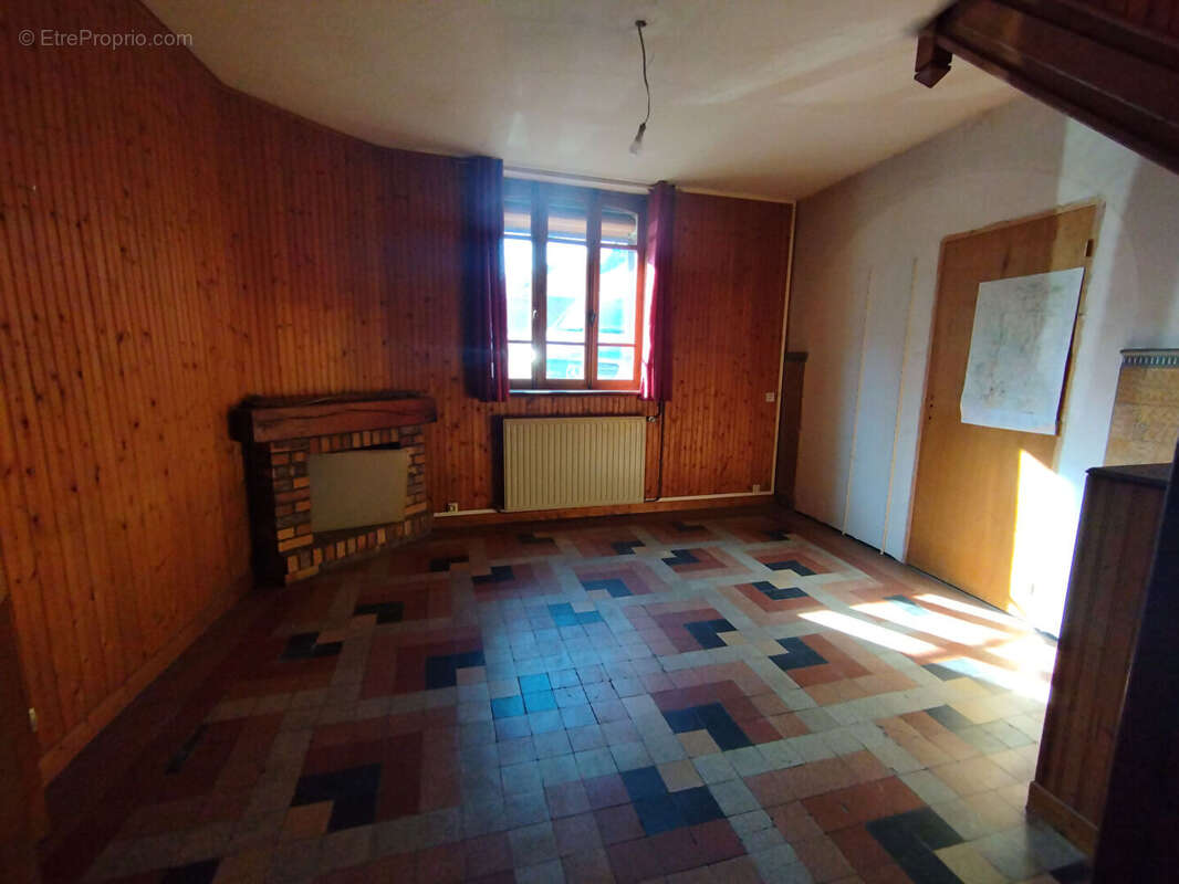 Appartement à MARLE