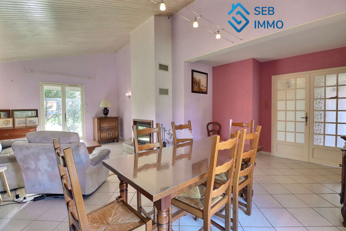 Maison à VILLELONGUE-DE-LA-SALANQUE