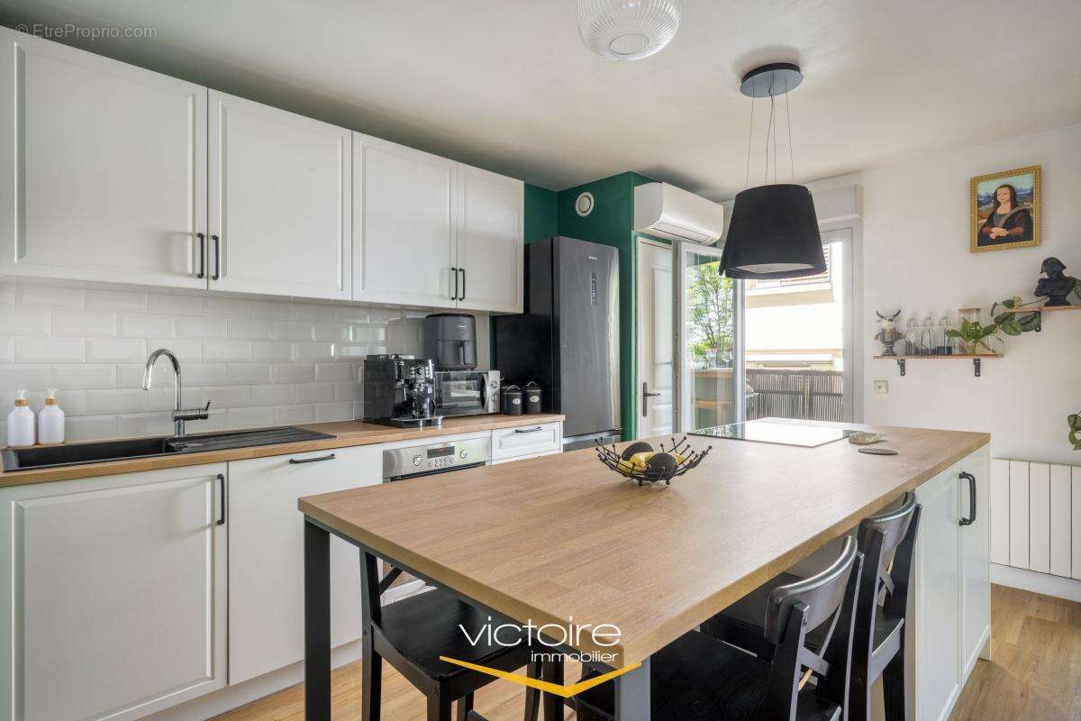 Appartement à LYON-9E
