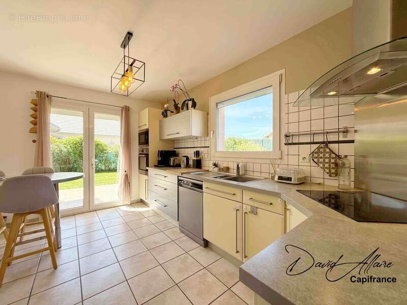 Maison à LA BATIE-NEUVE