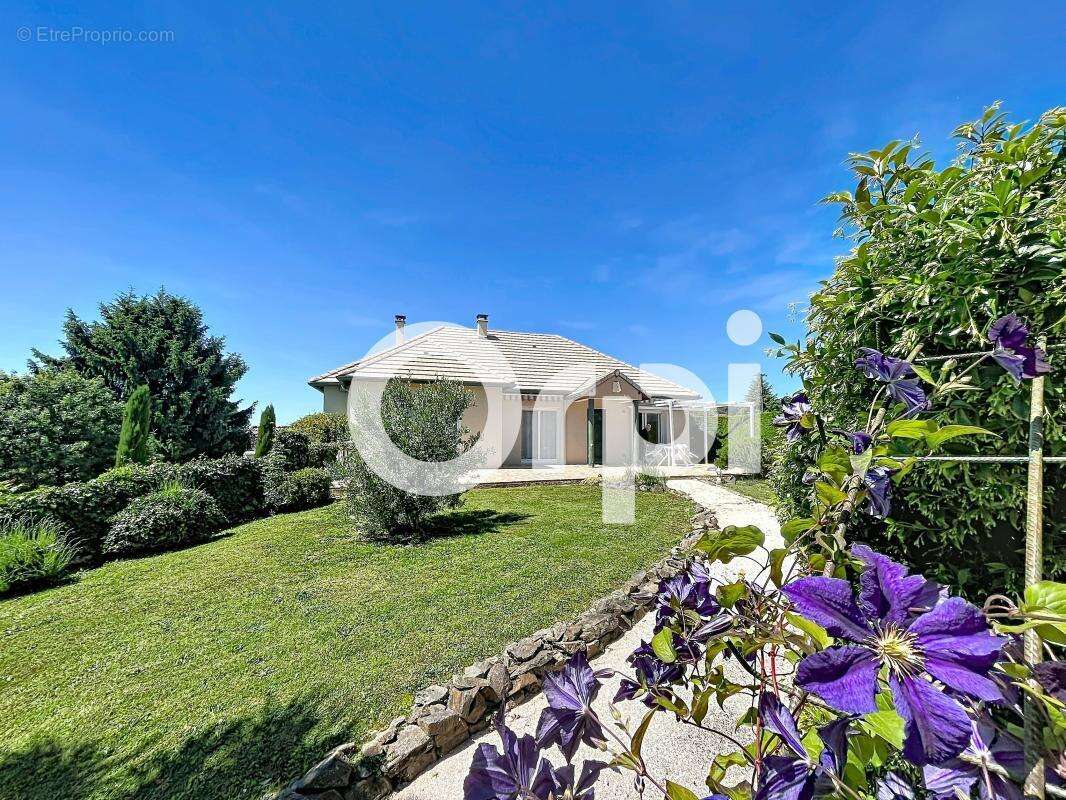 Maison à DONZENAC