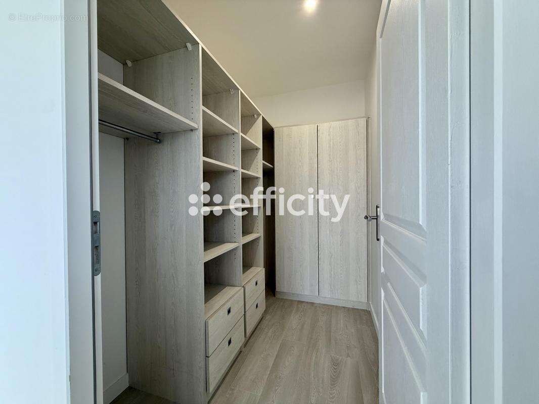 Maison à SAINT-LYE-LA-FORET