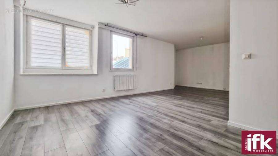 Colmar centre-ville – f5 de 102,86 m² avec ascenseur - photo 2