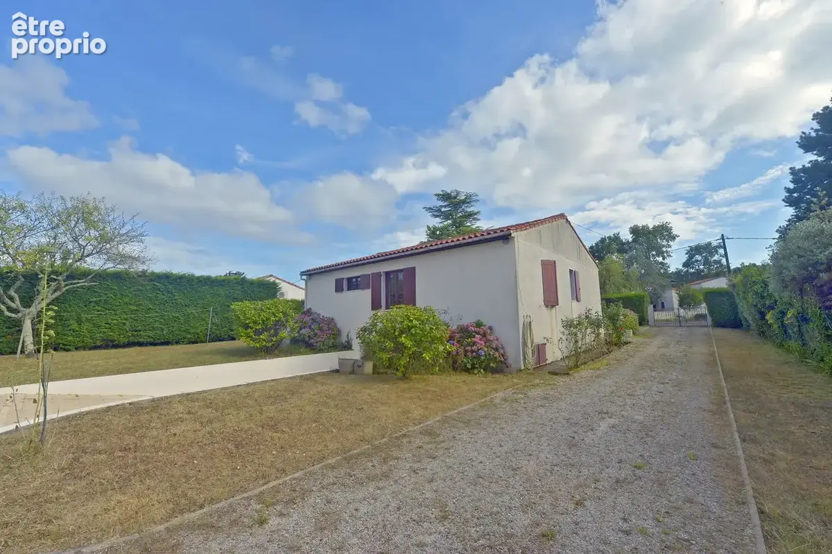 Maison 105 m² à Breuillet  - photo 8