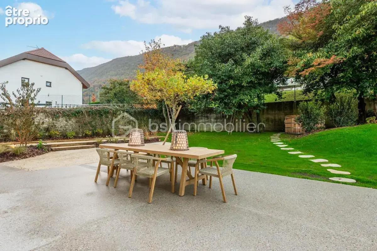 Superbe batisse type loft 300 m2 sevrier lac annecy - photo 17