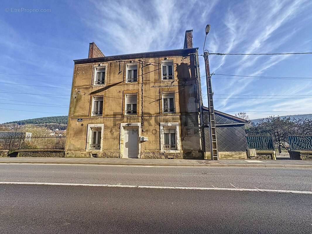 Maison à NOUZONVILLE