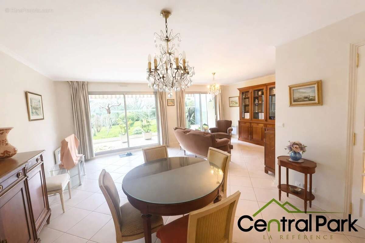 Appartement à LE PERREUX-SUR-MARNE