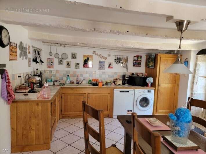 Maison à NANTEUIL-EN-VALLEE